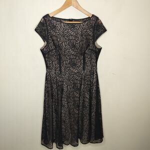 Evan Picone Black Lace Dress Leaf Pattern Cap Sleeve Cocktail